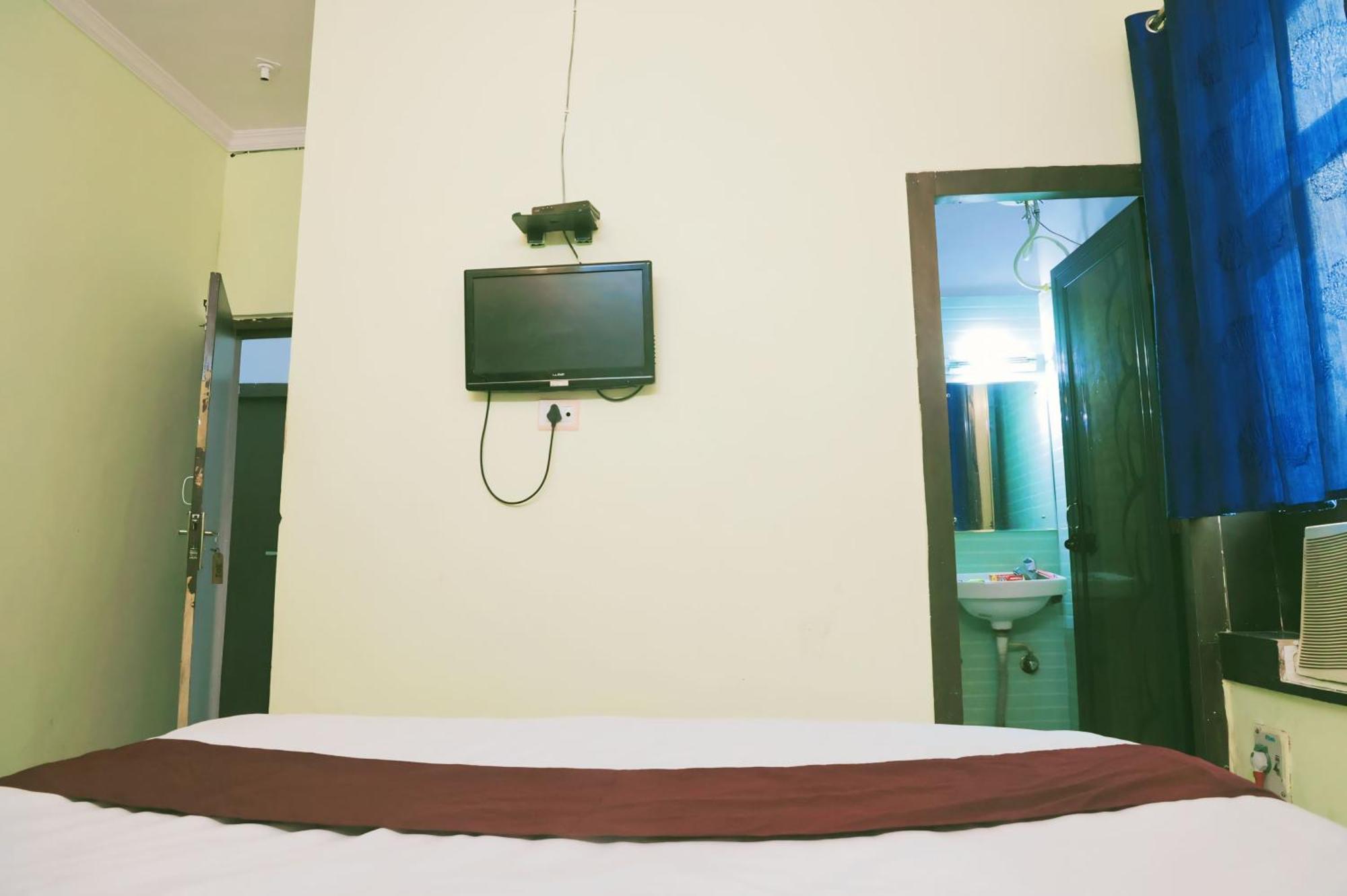 Hotel Shaurya Харидвар Экстерьер фото